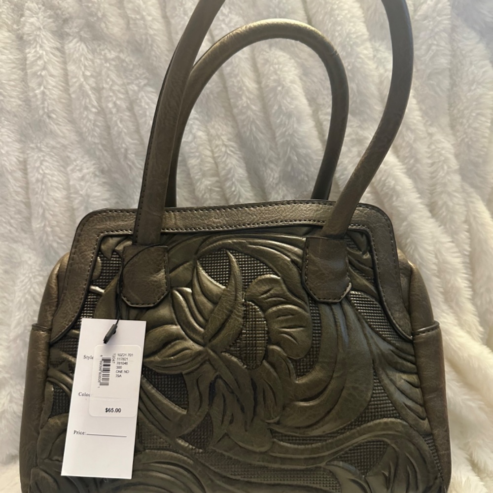 Hand Bags - Picture 3 of 6